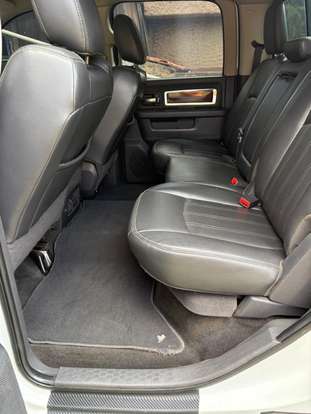 RAM-2500-6.7 LARAMIE 4X4 CD I6 TURBO DIESEL 4P AUTOMÁTICO RAM-2500-2011
