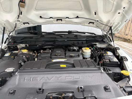RAM-2500-6.7 LARAMIE 4X4 CD I6 TURBO DIESEL 4P AUTOMÁTICO RAM-2500-2011