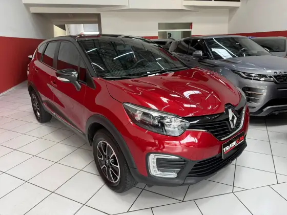 RENAULT CAPTUR 1.6 16V SCE FLEX LIFE X-TRONIC RENAULT CAPTUR 1.6 16V SCE FLEX LIFE X-TRONIC
