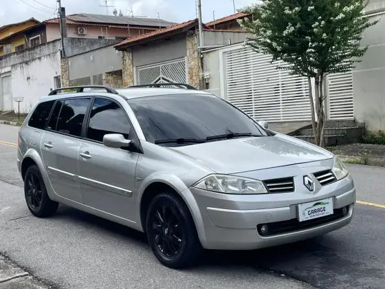 RENAULT MEGANE 1.6 DYNAMIQUE GRAND TOUR 16V FLEX 4P MANUAL