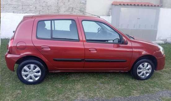 RENAULT-CLIO-1.0 EXPRESSION 16V FLEX 4P MANUAL RENAULT-CLIO-2015