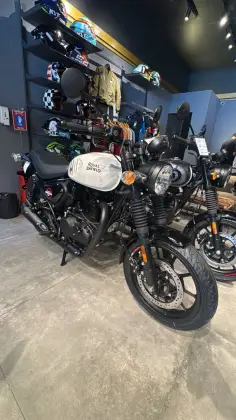 ROYAL ENFIELD HUNTER 350 