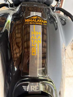 ROYAL ENFIELD-HIMALAYAN 450 HANLE BLACK-2025