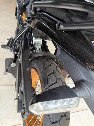 ROYAL ENFIELD-HIMALAYAN 450 HANLE BLACK-2025