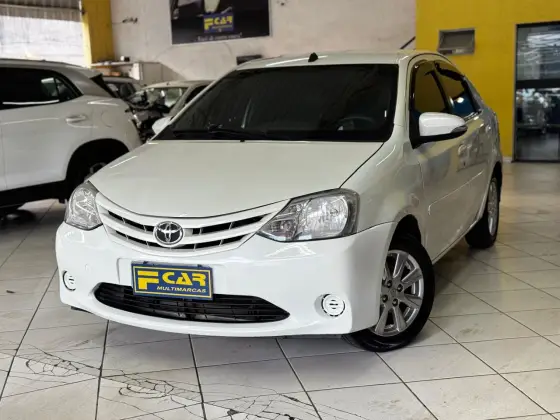TOYOTA ETIOS 1.5 XLS SEDAN 16V FLEX 4P AUTOMÁTICO