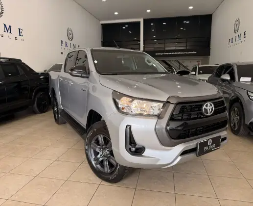 TOYOTA HILUX 2.8 D-4D TURBO DIESEL CD SR 4X4 AUTOMÁTICO