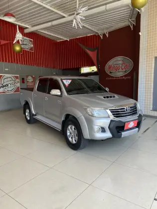 TOYOTA HILUX 3.0 SRV 4X4 CD 16V TURBO INTERCOOLER DIESEL 4P AUTOMÁTICO TOYOTA HILUX 3.0 SRV 4X4 CD 16V TURBO INTERCOOLER DIESEL 4P AUTOMÁTICO