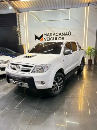 TOYOTA HILUX 3.0 SRV 4X4 CD 16V TURBO INTERCOOLER DIESEL 4P AUTOMÁTICO