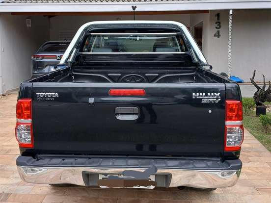 TOYOTA-HILUX-2.7 SRV 4X4 CD 16V FLEX 4P AUTOMÁTICO TOYOTA-HILUX-2012