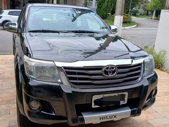 TOYOTA-HILUX-2.7 SRV 4X4 CD 16V FLEX 4P AUTOMÁTICO TOYOTA-HILUX-2012