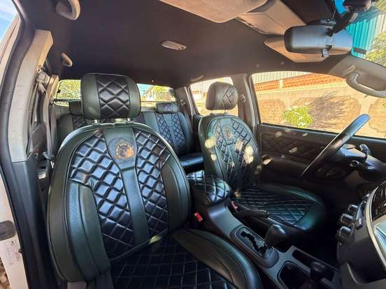 TOYOTA-HILUX-3.0 SR 4X4 CD 16V TURBO INTERCOOLER DIESEL 4P AUTOMÁTICO TOYOTA-HILUX-2014