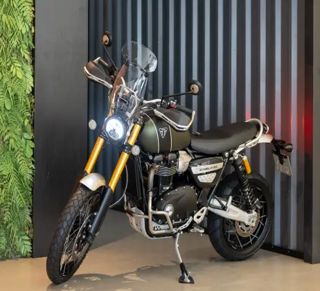 TRIUMPH BONNEVILLE SCRAMBLER 1200 XE TRIUMPH BONNEVILLE SCRAMBLER 1200 XE