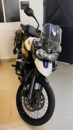 TRIUMPH TIGER 800XC 