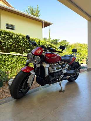 TRIUMPH-ROCKET III R-2021