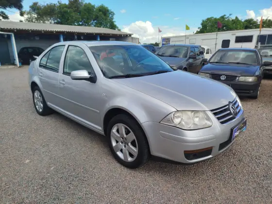 VOLKSWAGEN BORA 2.0 MI 8V FLEX 4P MANUAL