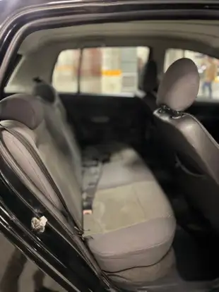 VOLKSWAGEN-FOX-2008