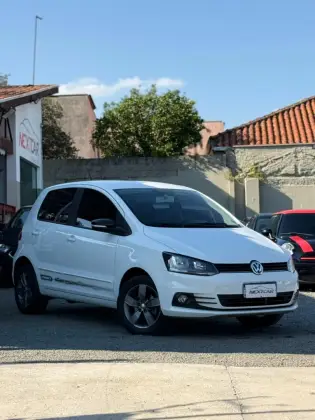 VOLKSWAGEN FOX 1.6 MSI TOTAL FLEX CONNECT 4P MANUAL VOLKSWAGEN FOX 1.6 MSI TOTAL FLEX CONNECT 4P MANUAL