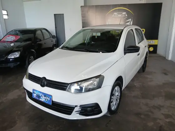 VOLKSWAGEN GOL 1.6 MSI TOTALFLEX COMFORTLINE 4P MANUAL VOLKSWAGEN GOL 1.6 MSI TOTALFLEX COMFORTLINE 4P MANUAL