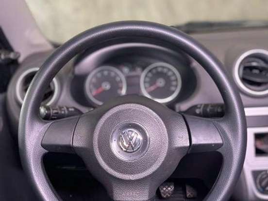 VOLKSWAGEN-GOL-1.0 MI TRENDLINE 8V FLEX 4P MANUAL VOLKSWAGEN-GOL-2015