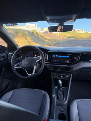 VOLKSWAGEN NIVUS 1.0 200 TSI TOTAL FLEX HIGHLINE AUTOMÁTICO