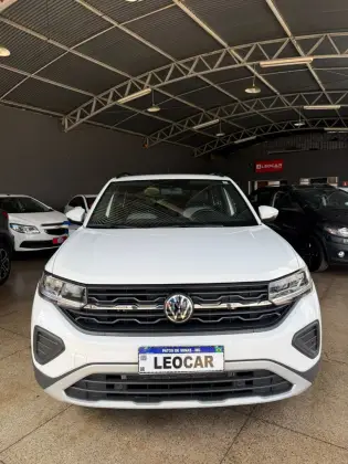VOLKSWAGEN T-CROSS 1.0 200 TSI TOTAL FLEX COMFORTLINE AUTOMÁTICO VOLKSWAGEN T-CROSS 1.0 200 TSI TOTAL FLEX COMFORTLINE AUTOMÁTICO