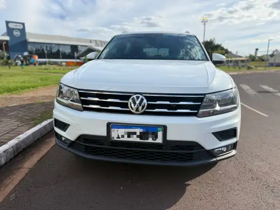 VOLKSWAGEN-TIGUAN-2019