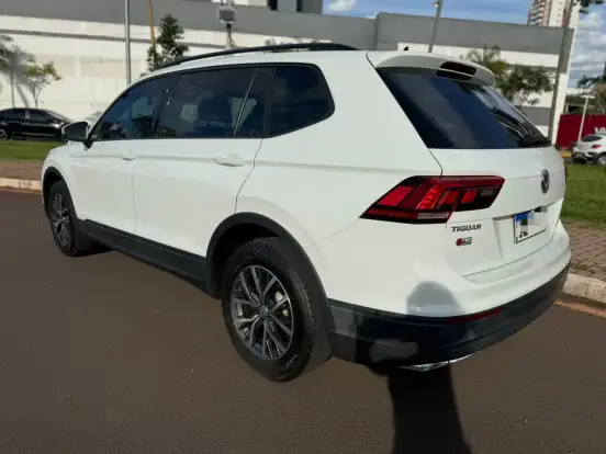 VOLKSWAGEN-TIGUAN-1.4 250 TSI TOTAL FLEX ALLSPACE TIPTRONIC VOLKSWAGEN-TIGUAN-2019