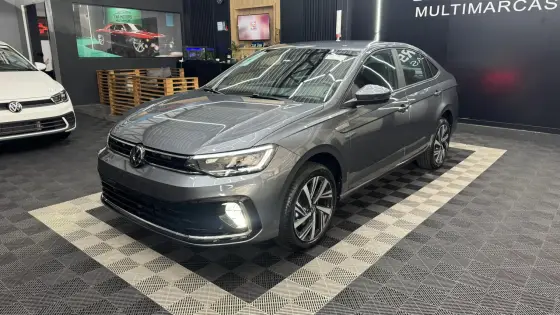 VOLKSWAGEN VIRTUS 1.0 200 TSI HIGHLINE AUTOMÁTICO