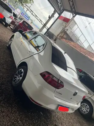 VOLKSWAGEN-VOYAGE-2013