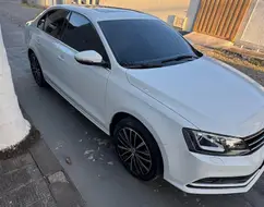 VOLKSWAGEN JETTA 2.0 TSI HIGHLINE 211CV GASOLINA 4P TIPTRONIC VOLKSWAGEN JETTA 2.0 TSI HIGHLINE 211CV GASOLINA 4P TIPTRONIC
