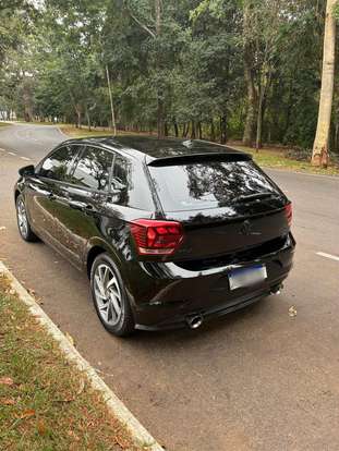 VOLKSWAGEN-POLO-2019