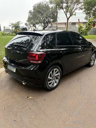 VOLKSWAGEN-POLO-2019