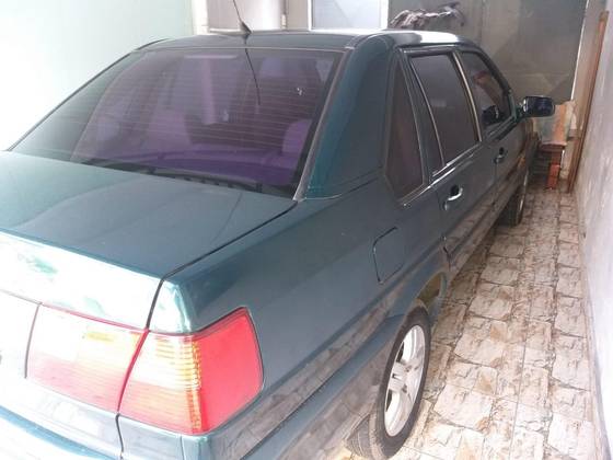 VOLKSWAGEN SANTANA 1.8 MI 8V GASOLINA 4P MANUAL