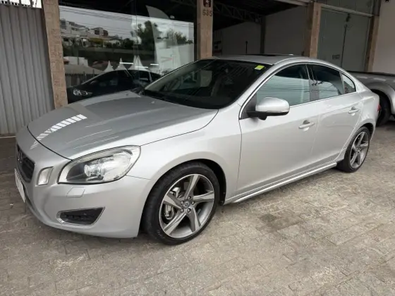 VOLVO S60 3.0 T6 TOP AWD TURBO GASOLINA 4P AUTOMÁTICO VOLVO S60 3.0 T6 TOP AWD TURBO GASOLINA 4P AUTOMÁTICO