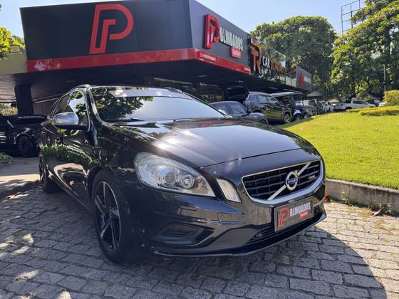 VOLVO V60 2.0 T5 R DESIGN DYNAMIC 16V TURBO GASOLINA 4P AUTOMATIZADO
