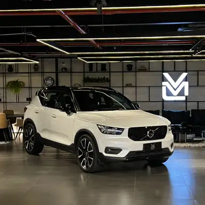 VOLVO-XC40-2.0 T5 GASOLINA R-DESIGN AWD GEARTRONIC VOLVO-XC40-2019