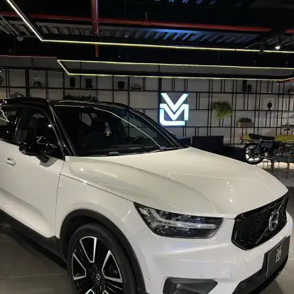 VOLVO-XC40-2.0 T5 GASOLINA R-DESIGN AWD GEARTRONIC VOLVO-XC40-2019
