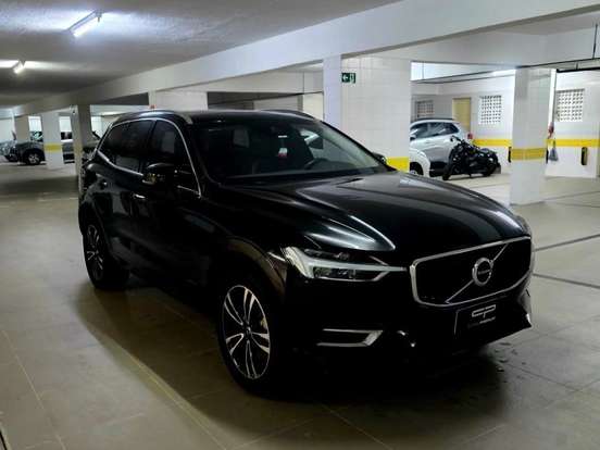 VOLVO-XC60-2.0 T5 GASOLINA MOMENTUM AWD GEARTRONIC VOLVO-XC60-2020