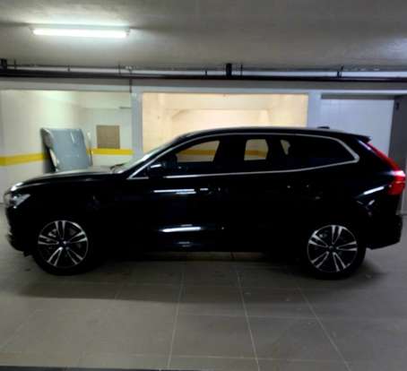 VOLVO-XC60-2020