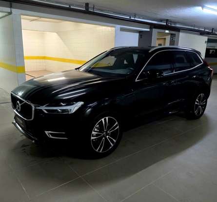 VOLVO-XC60-2020