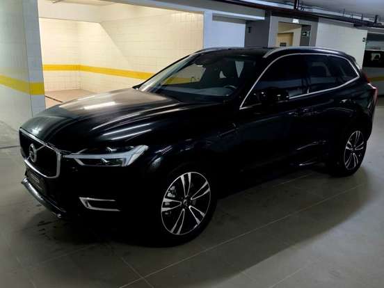 VOLVO-XC60-2.0 T5 GASOLINA MOMENTUM AWD GEARTRONIC VOLVO-XC60-2020