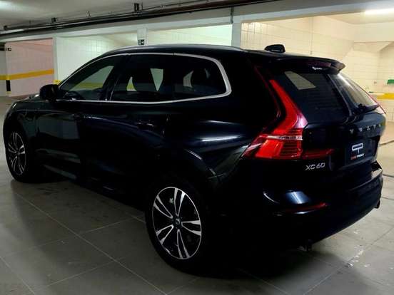 VOLVO-XC60-2.0 T5 GASOLINA MOMENTUM AWD GEARTRONIC VOLVO-XC60-2020
