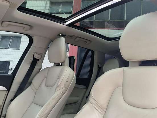 VOLVO-XC90-2.0 T6 GASOLINA MOMENTUM AWD GEARTRONIC VOLVO-XC90-2015