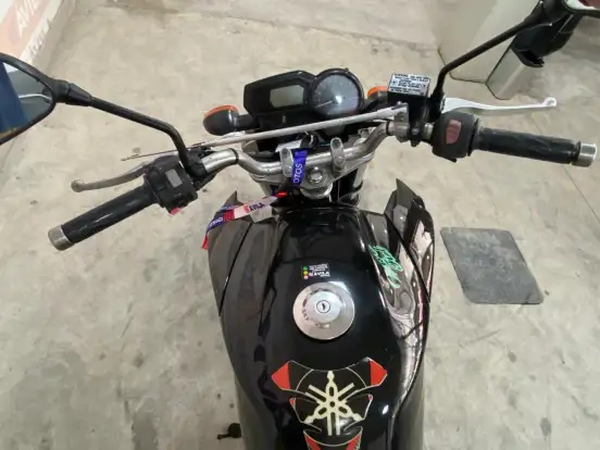 YAMAHA-FAZER 250IE LIMITED EDITION-2010