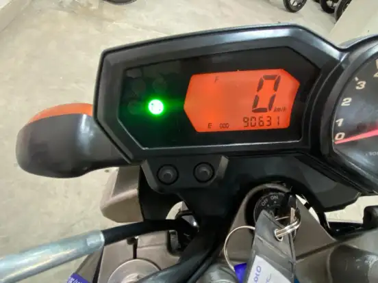 YAMAHA-FAZER 250IE LIMITED EDITION-2010