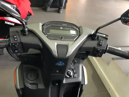 YAMAHA-FLUO 125 HYBRID CONNECTED ABS YAMAHA-FLUO 125 HYBRID CONNECTED ABS-2026