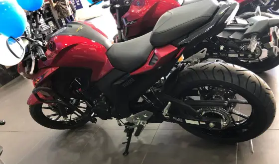 YAMAHA FZ25 FAZER CONNECTED ABS YAMAHA FZ25 FAZER CONNECTED ABS