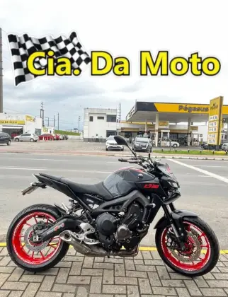 YAMAHA MT-09 YAMAHA MT-09