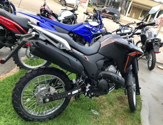 YAMAHA-XTZ 250 LANDER CONNECTED-2026