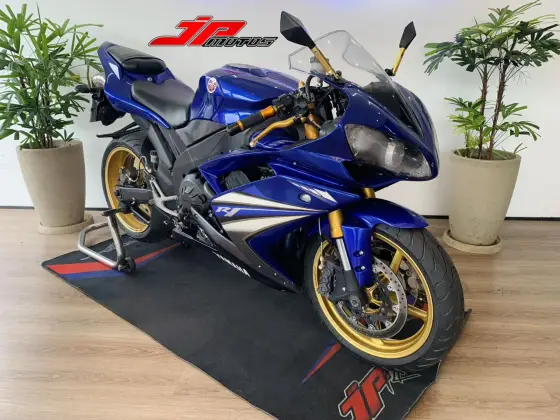 YAMAHA YZF R1 YAMAHA YZF R1